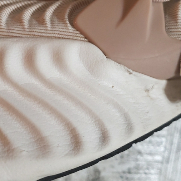 EUC Alphabounce Adidas Pearl Ash Tennis Running Athletic Shoes - Picture 12 of 13